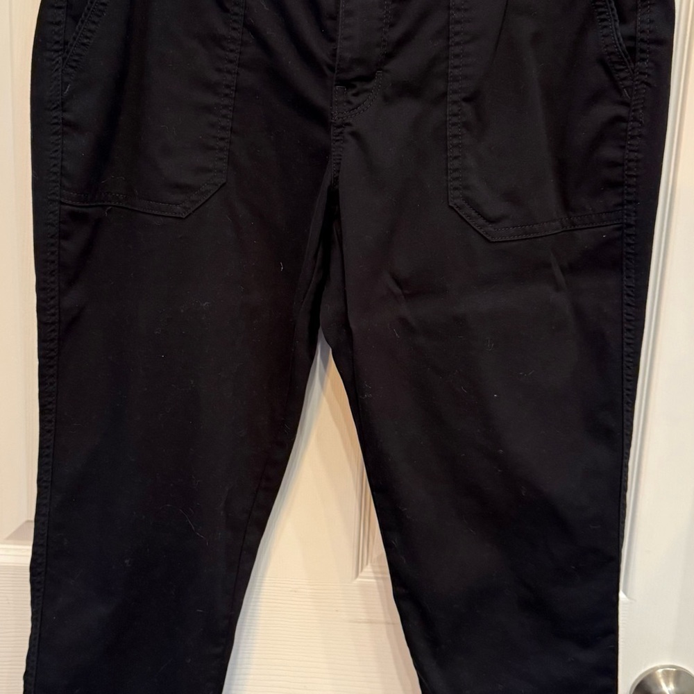 WHBM Black Casual Capri Length Pants